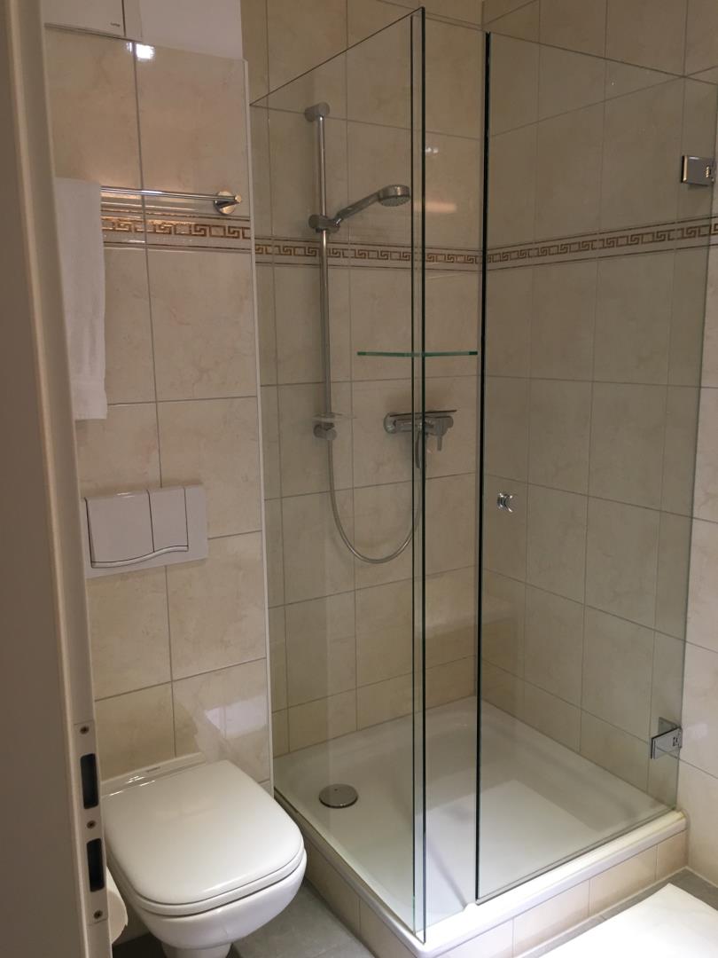 Königin Augusta 3 - Badezimmer